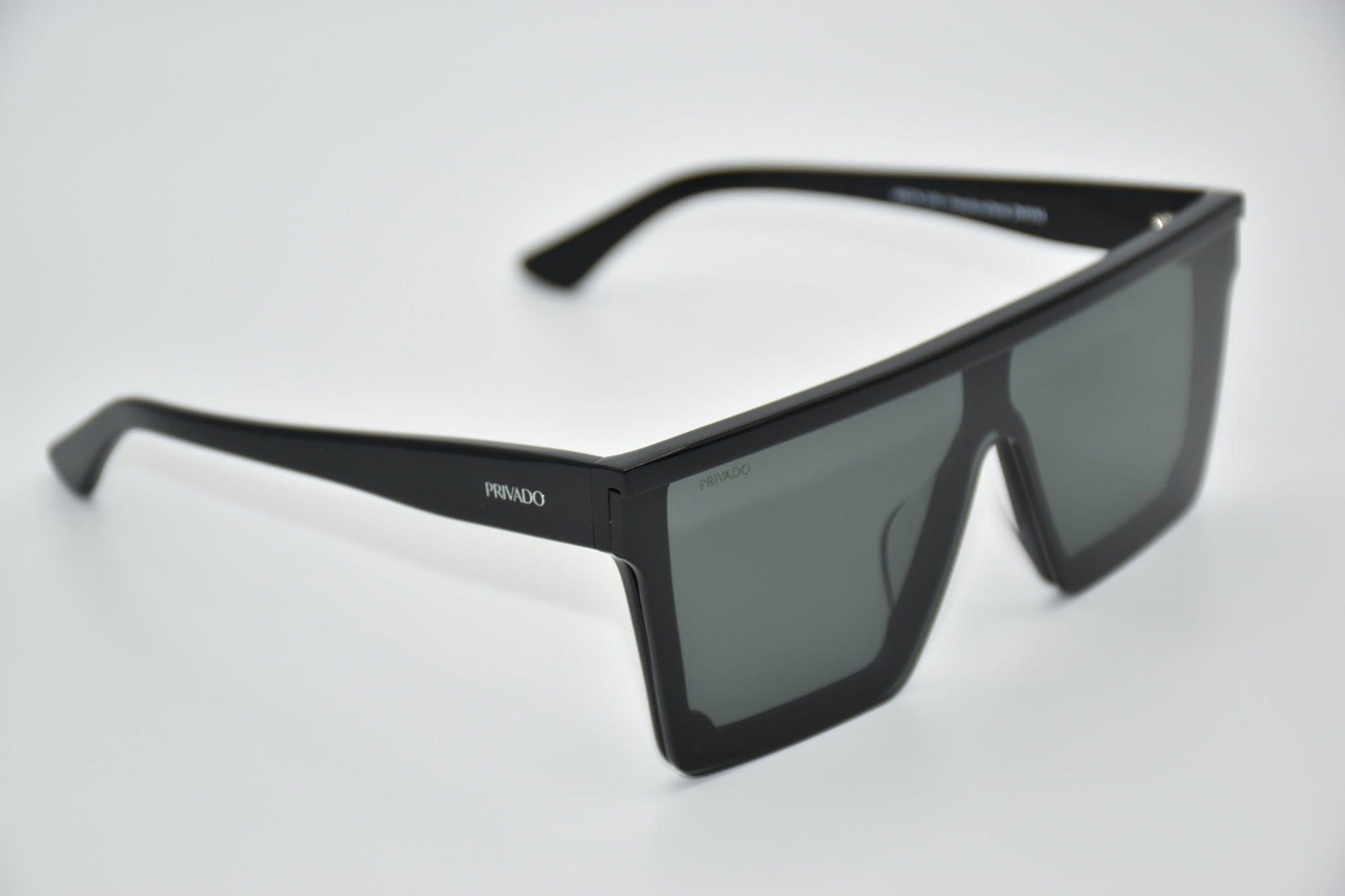 Privado Verraux - Black - Handcrafted Luxury Sunglass - UV400 Protection & Polarized, Scratch-Resistant Lenses